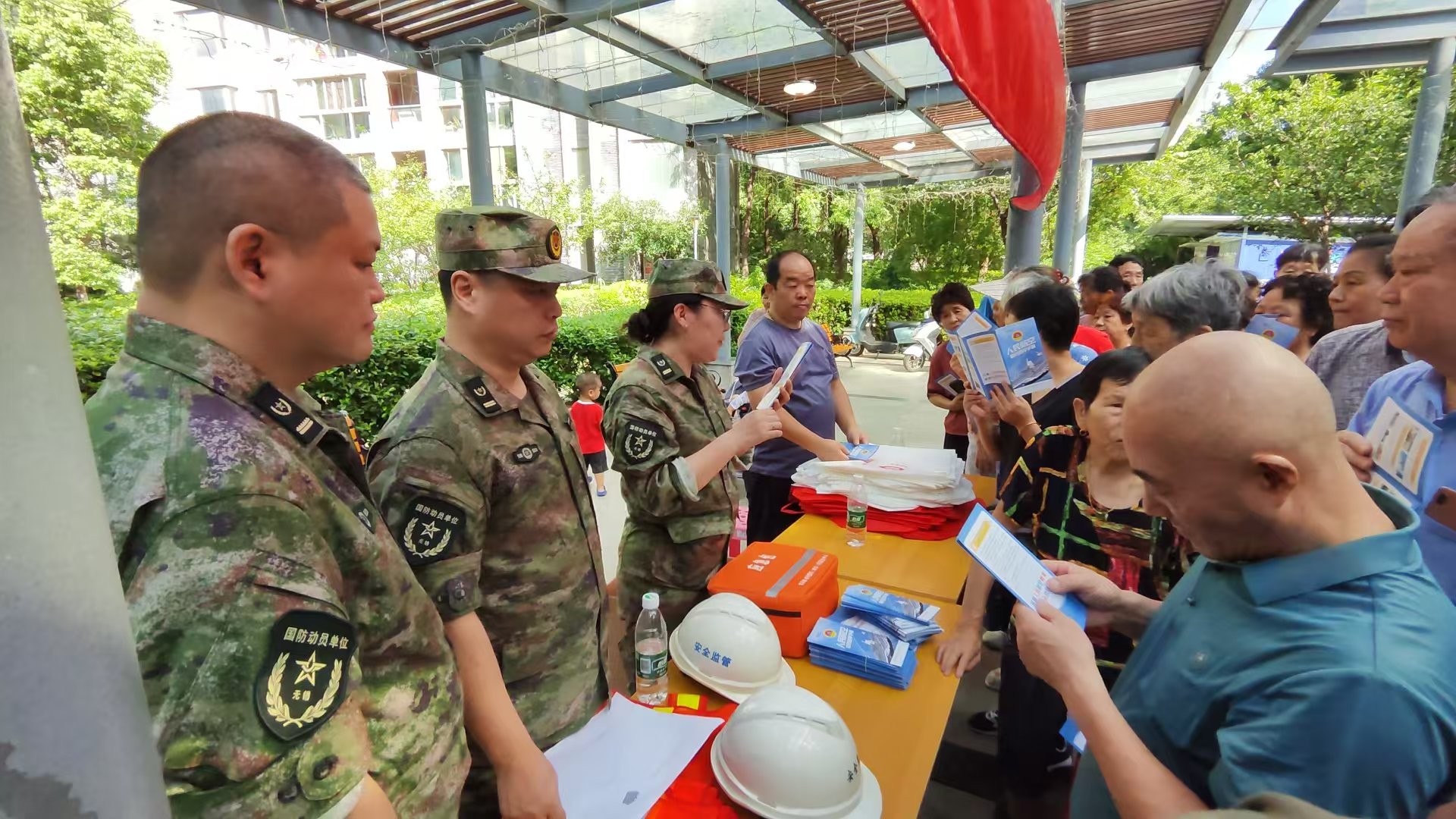 勿忘國恥，警鐘長鳴 梁溪區(qū)國動辦“9·18”防空警報試鳴暨國防宣傳活動